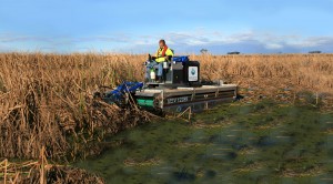 Mobitrac Harvesting with Aquatic Technologies
